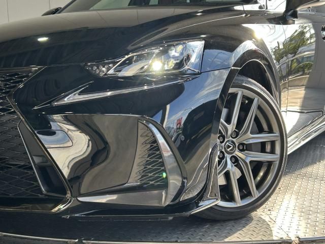 LEXUS IS350