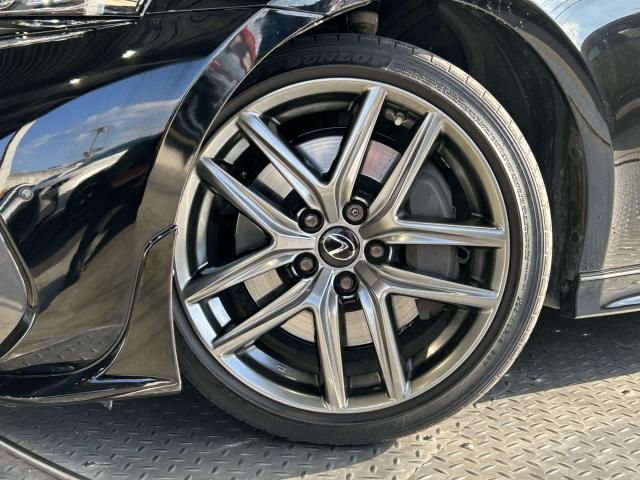 LEXUS IS350