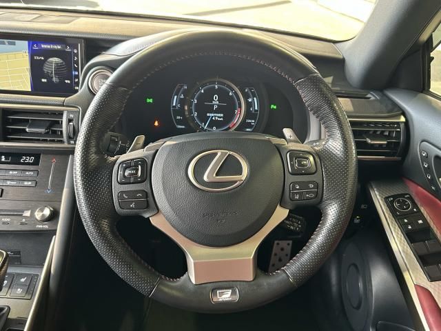 LEXUS IS350