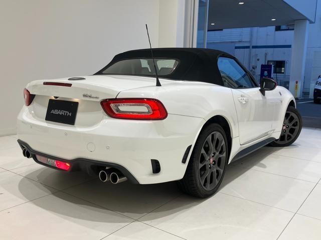ABARTH 124 SPIDER