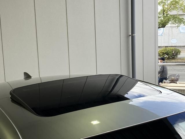 LEXUS IS300h