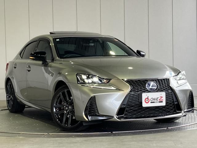 LEXUS IS300h