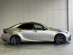 LEXUS IS300h
