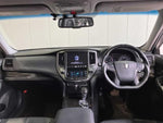 CROWN sedan