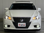 CROWN sedan