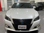 CROWN sedan hybrid