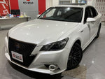 CROWN sedan hybrid