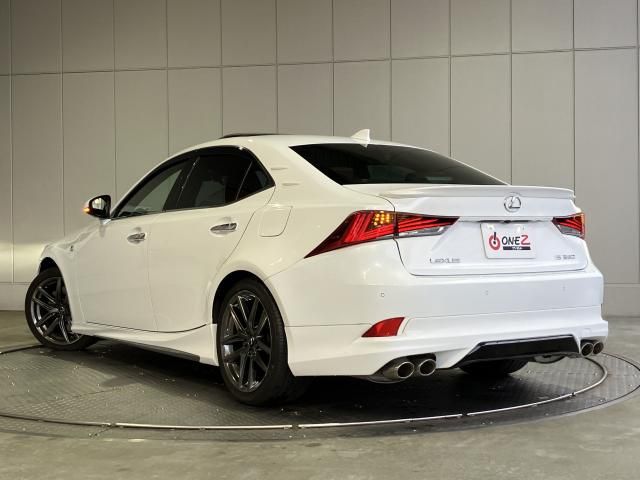LEXUS IS350
