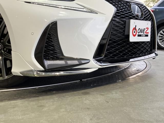 LEXUS IS350