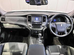 CROWN sedan