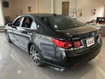 CROWN sedan hybrid
