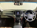 CROWN sedan hybrid