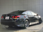 CROWN sedan hybrid