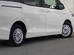 VOXY HYBRID