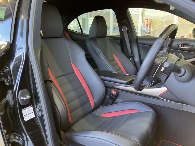 LEXUS IS350