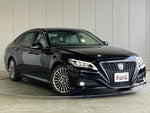 CROWN sedan hybrid