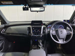 CROWN sedan hybrid