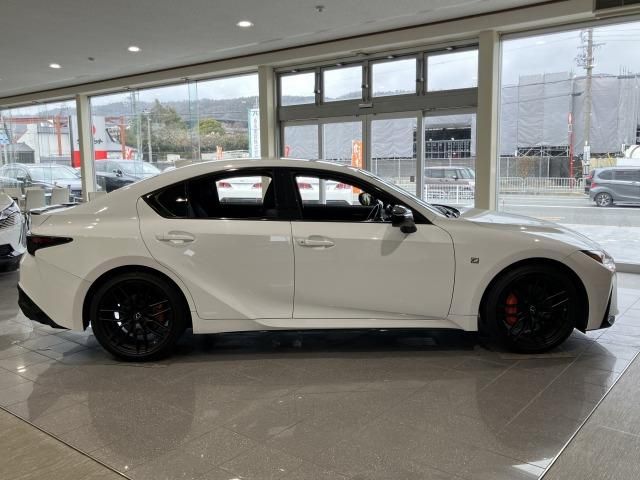 LEXUS IS350