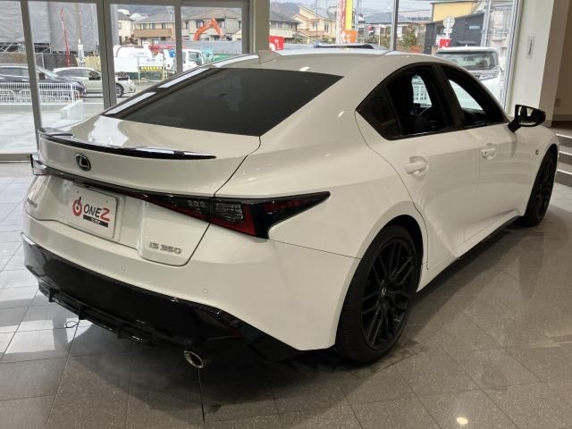 LEXUS IS350