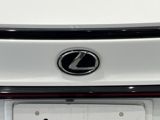 LEXUS IS350