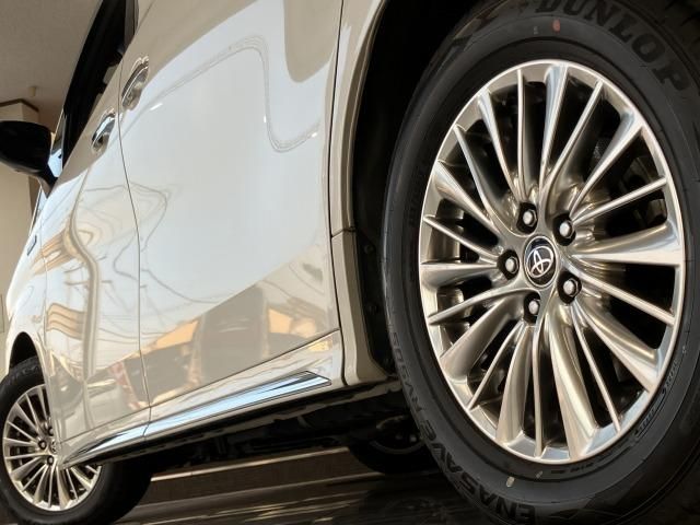 ALPHARD hybrid 4WD