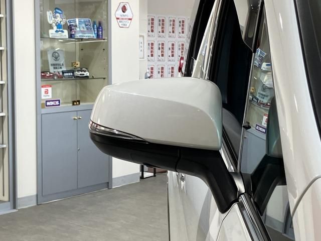 ALPHARD hybrid 4WD