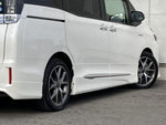 VOXY HYBRID