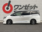 VOXY HYBRID