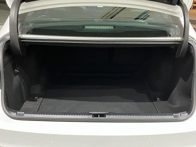 LEXUS IS300h