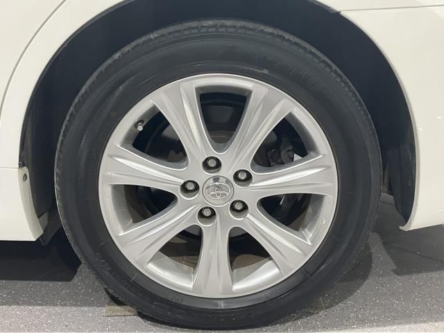 CROWN MAJESTA 4WD
