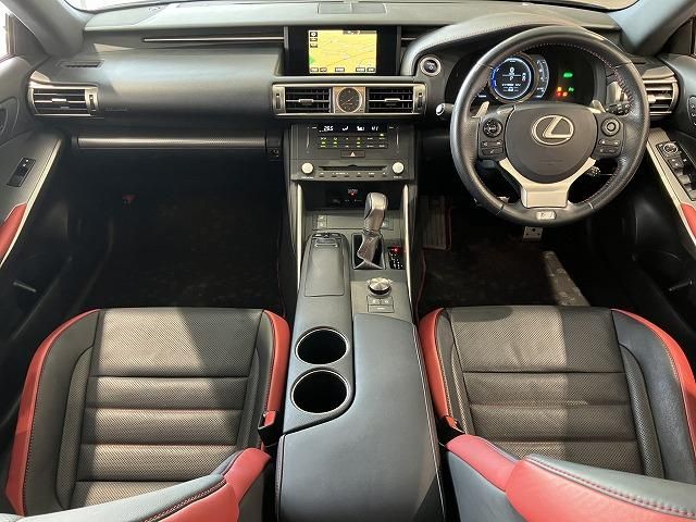 LEXUS IS300h