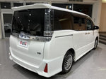 VOXY HYBRID