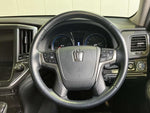 CROWN sedan hybrid 4WD