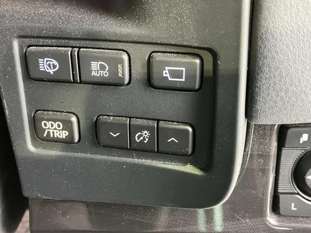 CROWN sedan hybrid 4WD