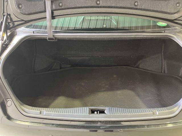 CROWN sedan hybrid 4WD