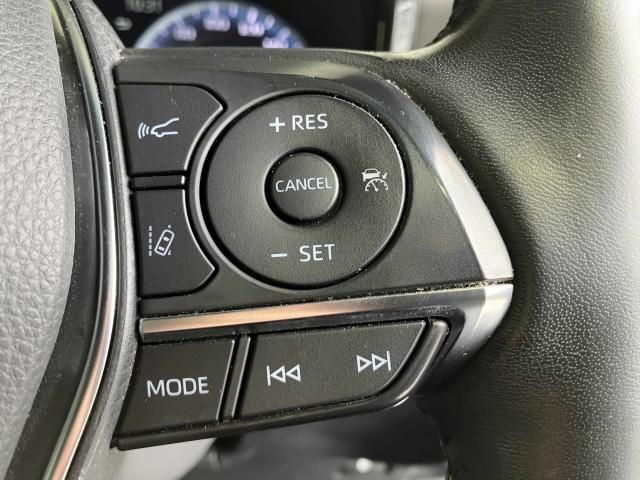 CROWN sedan hybrid