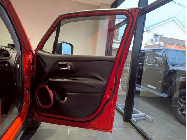JEEP Renegade 4WD