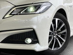 CROWN sedan hybrid