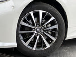 CROWN sedan hybrid