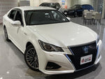 CROWN sedan hybrid