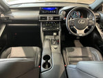 LEXUS IS200t