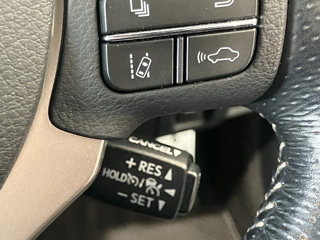 LEXUS IS200t