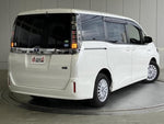 VOXY HYBRID