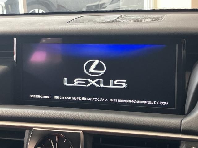 LEXUS IS300h