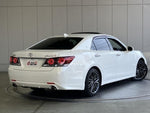 CROWN sedan