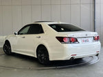 CROWN sedan