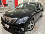 CROWN sedan hybrid