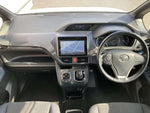 VOXY HYBRID