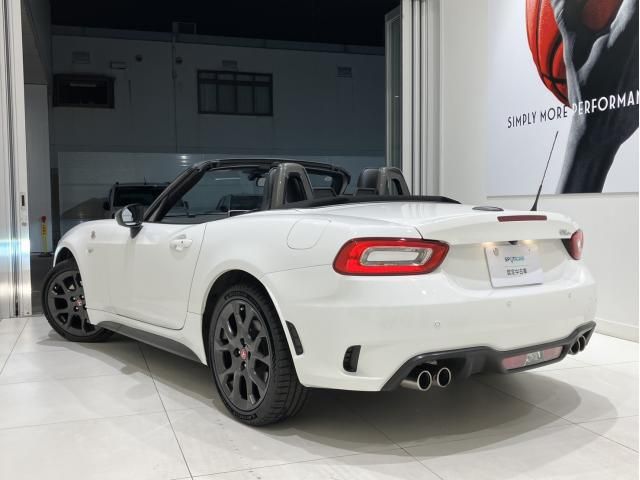 ABARTH 124 SPIDER