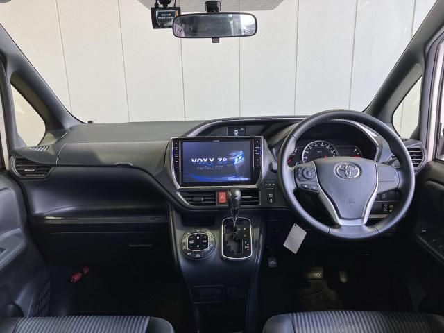 VOXY 4WD